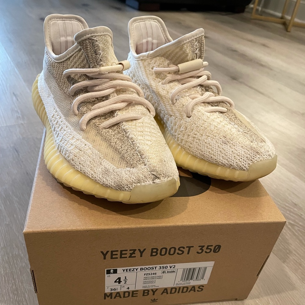 Yeezy Boost 350 size 4.5